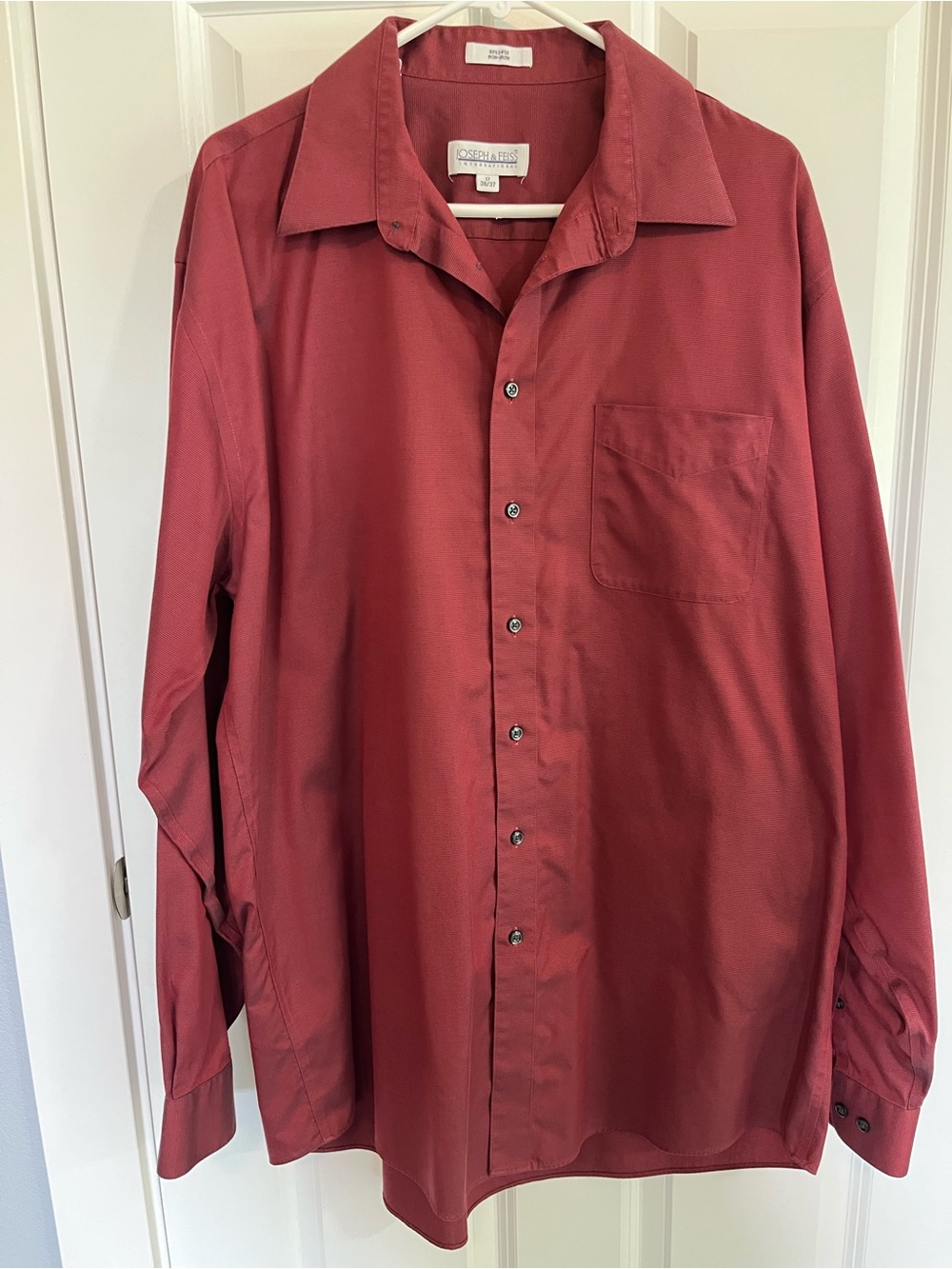 Joseph & Feiss Men's Brick Red Long-Sleeve Button-Up Shirt